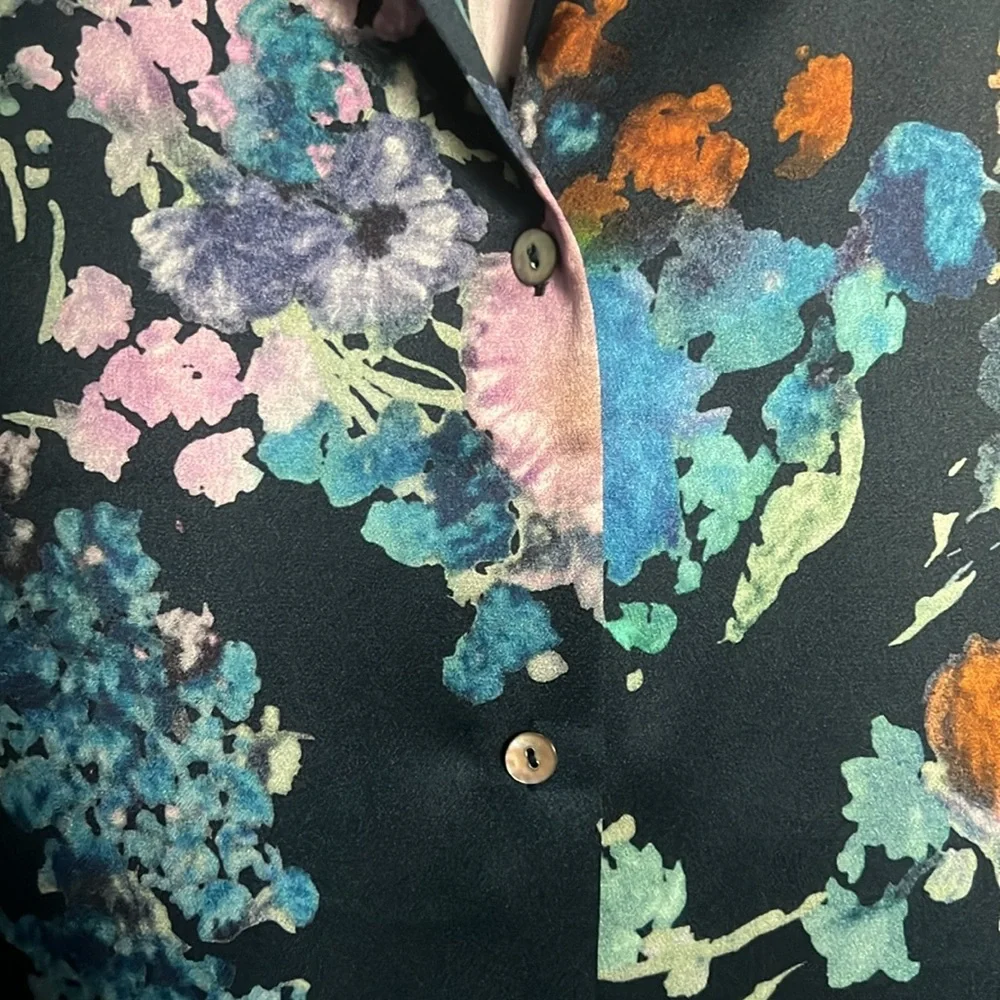 Vince - Painted Bouquet Silk Sculpted Long Sleeve Shirt - Picture 3 of 8